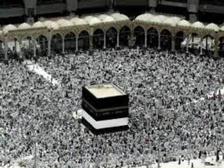 കൊവിഡ് ഭീതിയിൽ രാജ്യാന്തര യാത്രാവിലക്ക്: സൌദിയിൽ കുടുങ്ങിയത് 300 ഉംറ തീർത്ഥാടകർ,