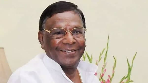 പുതുച്ചേരി; തിരഞ്ഞെടുപ്പിനൊരുങ്ങി കോൺഗ്രസ്,ദിനേഷ് ഗുണ്ടുറാവുമായി ചർച്ച നടത്തി നാരായണ സ്വാമി