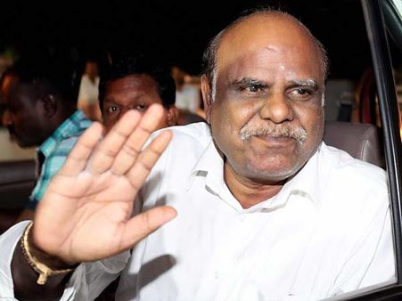 വനിതാ ജഡ്‌ജിമാര്‍ക്കെതിരായ പരമര്‍ശത്തില്‍ ജസ്റ്റിസ്‌ കര്‍ണന്‍ അറസ്റ്റില്‍