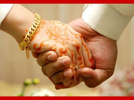 യുപിയിൽ ലൗ ജിഹാദ് ആരോപിച്ച് പോലീസ് ക്രൂരത, മുസ്ലീം ദമ്പതികൾ ഒരു രാത്രി മുഴുവൻ പോലീസ് ലോക്കപ്പിൽ