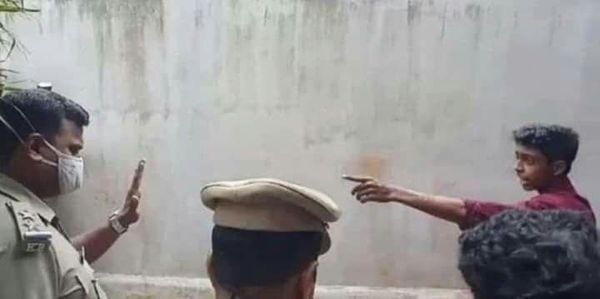 'ആരും തയാറായില്ല' അതുകൊണ്ടാണ്‌ അനിയന്‍ കുഴി വെട്ടിയതെന്ന്‌ രാജന്റെ മൂത്ത മകന്‍