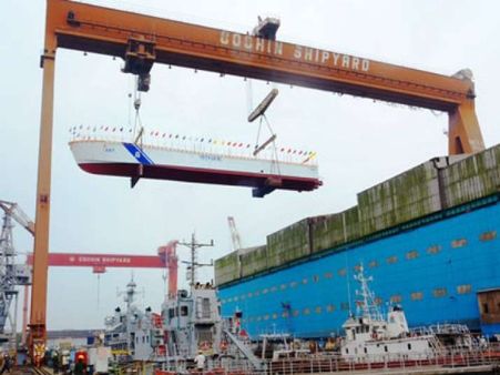 കൊച്ചിന്‍ ഷിപ്പ് യാര്‍ഡില്‍ അവസരം