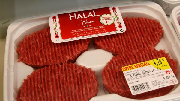 റെഡ് മീറ്റ് മാനുവലില്‍ നിന്ന് ഹലാല്‍ ഒഴിവാക്കി, കേന്ദ്ര സര്‍ക്കാരിന് പങ്കില്ലെന്ന് ഫുഡ് അതോറിറ്റി!!