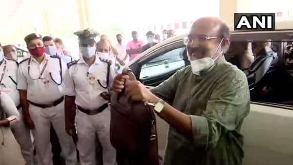 സംസ്ഥാന ബജറ്റ് 2021:കടം വാങ്ങുന്നതില്‍ പേടിക്കണ്ടെന്ന്‌ ധനമന്ത്രി