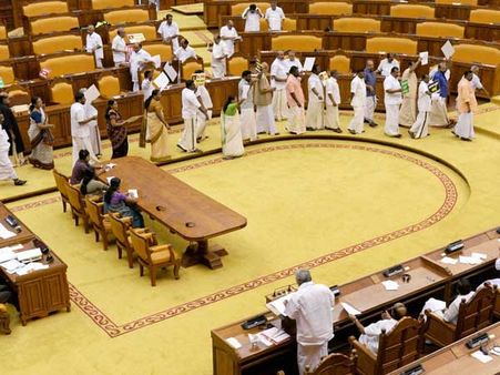 നിയമസഭാ സമ്മേളനത്തിനിടെ നാല്‌ എംഎല്‍എമാര്‍ക്ക്‌ കൊവിഡ്‌ സ്ഥിരീകരിച്ചു