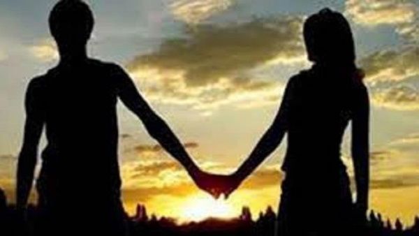 പ്രായപൂര്‍ത്തിയാകാത്ത മക്കളെ ഉപേക്ഷിച്ച് അമ്മ കാമുകനൊപ്പം ഒളിച്ചോടി, മുട്ടന്‍ പണി കൊടുത്ത് പൊലീസ്