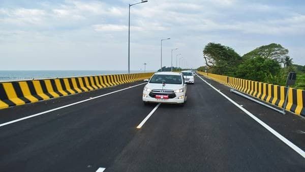 പതിറ്റാണ്ടുകളുടെ കാത്തിരിപ്പിന് അവസാനം; ആലപ്പുഴയ്ക്ക് സ്വപ്‌ന സാക്ഷാത്ക്കാരം, ബൈപ്പാസ് നാടിന് സമർപ്പിച്ചു