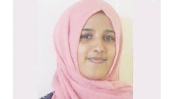 കണ്ണാടിപ്പറമ്പിനെ കണ്ണീരിലാഴ്ത്തി ഷഹാനയുടെ മരണം: മൃതദേഹം ബന്ധുക്കൾക്ക് വിട്ടുനൽകി