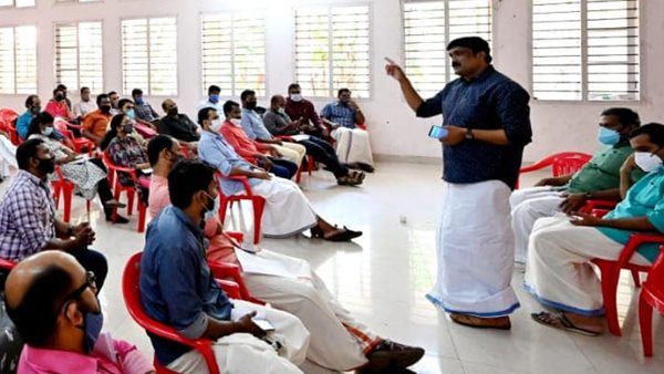 പിഎസ്സി സമരം: എല്ലാ ജില്ലകളിലേയും ഉദ്യോഗാർത്ഥികളുമായി ചർച്ച നടത്തി ഡിവൈഎഫ്ഐ