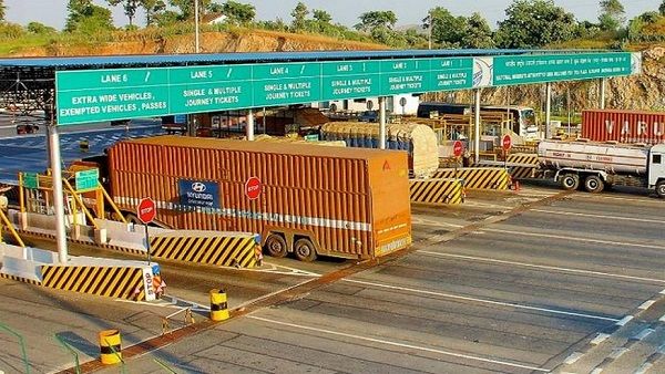  ഫെബ്രുവരി 15 മുതൽ ഫാസ്റ്റ് ടാഗ് നിർബന്ധം: ഇല്ലാത്തവർക്ക് തുകയുടെ രണ്ടിരട്ടി പിഴ