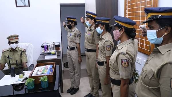 വനിതാദിനം: സംസ്ഥാനത്ത് 123 സ്റ്റേഷനുകള്‍ വനിതാ പോലീസ് ഉദ്യോഗസ്ഥര്‍ നിയന്ത്രിച്ചു