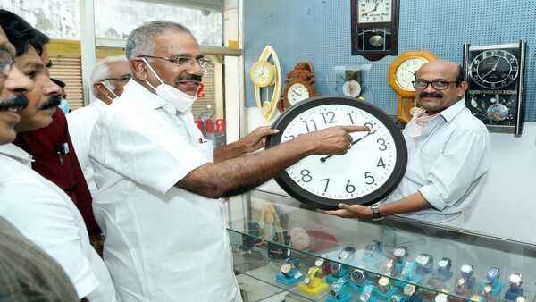 ശശീന്ദ്രന്റെ പ്രചാരണ സ്റ്റൈല്‍ മാറുന്നു, ഇനി ഗ്രാമങ്ങളിലേക്ക്, എലത്തൂരില്‍ നിന്ന് കോട്ടൂപ്പാടത്ത്