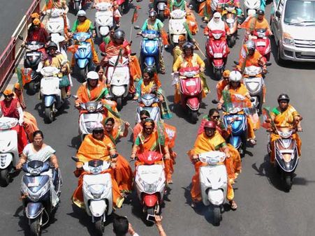 തിരഞ്ഞെടുപ്പ് പ്രചാരണം; ബൈക്ക് റാലികള്‍ വോട്ടെടുപ്പിന് 72 മണിക്കൂര്‍ മുമ്പ് നിര്‍ത്തണം