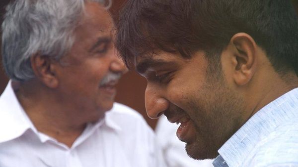 വട്ടിയൂര്‍ക്കാവിലെ സര്‍പ്രൈസ് സ്ഥാനാര്‍ത്ഥി ചാണ്ടി ഉമ്മന്‍?; പ്രകടനം, അവസാനം ട്വിസ്റ്റ് ഉണ്ടാവുമോ