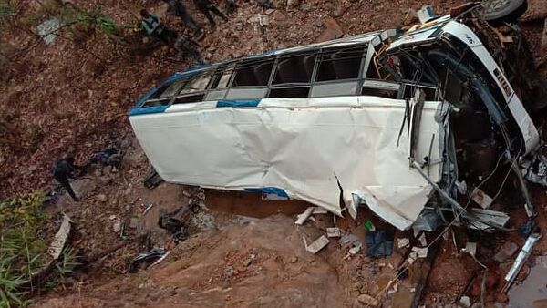 ഛത്തീസ്ഗഡില്‍ മാവോവാദി ആക്രമണം, സൈനിക ബസിന് നേരെയുള്ള ആക്രമണത്തില്‍ 5 പേര്‍ കൊല്ലപ്പെട്ടു