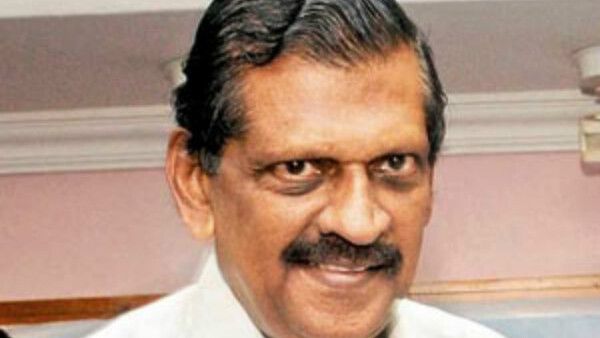 ട്രാക്ടര്‍ ഓടിക്കുന്ന കര്‍ഷകന്‍, ജോസഫിന് ചിഹ്നമായി, ചങ്ങനാശ്ശേരിയില്‍ കേരളാ കോണ്‍ഗ്രസിന് ആശ്വാസം!!