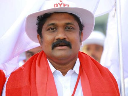 'കള്ളപ്പണം കാറിൽ. അതും മൂന്നരക്കോടി', കോടികളുടെ കള്ളപ്പണമാണ് ബിജെപി ഇവിടെയൊഴുക്കിയതെന്ന് എഎ റഹീം