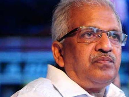 'ഇരന്ന് വാങ്ങുന്നത് ശീലമായിപ്പോയി' മകന്റെ ഫേസ്ബുക്ക് പോസ്റ്റിനെ തള്ളി പി ജയരാജൻ