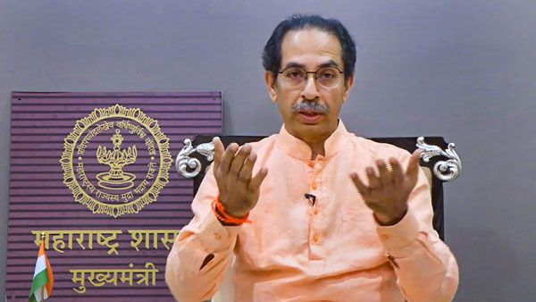 മുംബൈയില്‍ കൊവിഡ് കേസുകള്‍ താഴേക്ക്, ഉദ്ധവിന്റെ ആ തന്ത്രം വിജയിച്ചു, 50 ശതമാനത്തിന്റെ കുറവ്