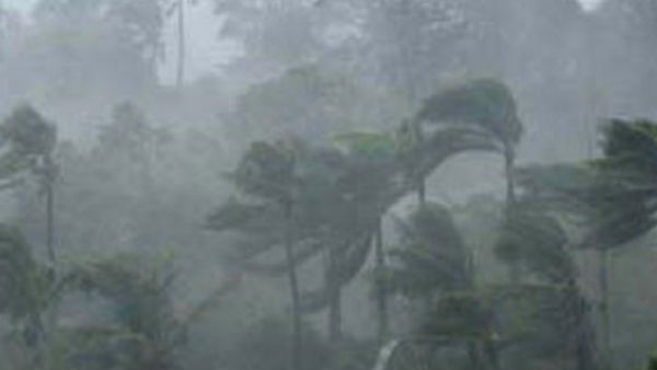 ഗുലാബ് ചുഴലിക്കാറ്റ് തീരത്തേക്ക്: ആന്ധ്രയിലും ഒറീസയിലും കനത്ത ജാഗ്രത, കേരളത്തിലും മഴക്ക് സാധ്യത