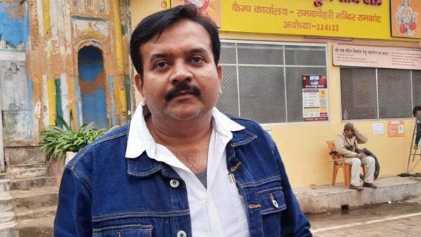 മോദി ഭക്തന്‍ കൊവിഡ് ബാധിച്ച് മരിച്ചു, സഹായം കിട്ടിയില്ല, മോദിയുടെ ചിത്രം വലിച്ചുകീറി കുടുംബം