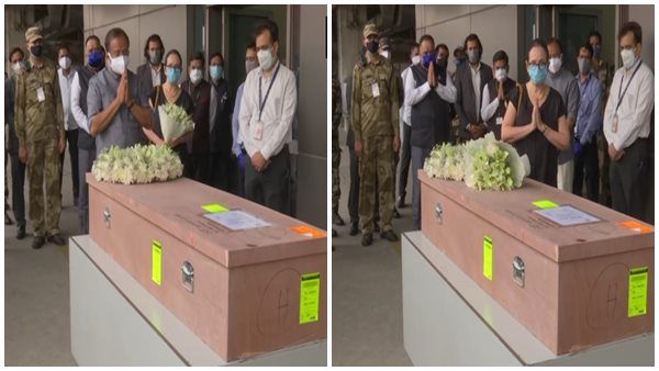 ഇസ്രയേലില്‍ വെച്ച് കൊല്ലപ്പെട്ട സൗമ്യയുടെ മൃതദേഹം നാട്ടിലെത്തിച്ചു, വി മുരളീധരൻ ഏറ്റുവാങ്ങി