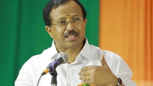 മാധ്യമ പ്രവര്‍ത്തകരെ വാക്‌സിന്‍ മുന്‍ഗണനാ വിഭാഗത്തില്‍ ഉള്‍പ്പെടുത്തണം; കേന്ദ്രമന്ത്രി വി മുരളീധരന്‍