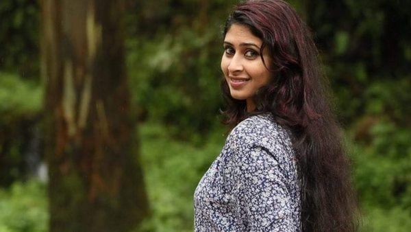 'എന്റെ രാജ്യം പൊരുതുന്നവരുടേത്, മുട്ടിലിഴയുന്നവരുടേതല്ല', ആയിഷക്കെതിരായ നീക്കത്തിൽ രോഷം പുകയുന്നു