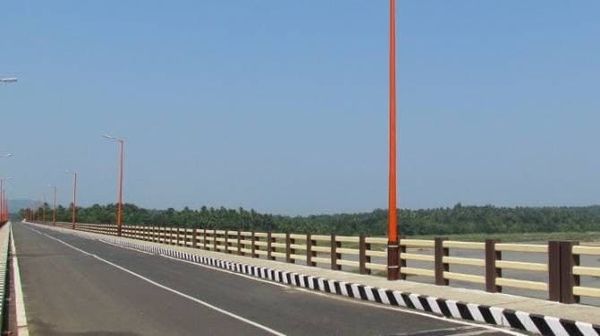 ചേരാനല്ലൂര്‍ - ഏലൂര്‍ - ചൗക്ക പാലത്തിന്റെ നിര്‍മ്മാണത്തിനായി 11 കോടി 70 ലക്ഷം രൂപയുടെ ഭരണാനുമതി