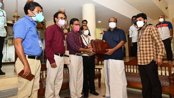 കേരള ബജറ്റ്: ഭാവി വികസനത്തിന് സഹായിക്കുന്ന നിര്‍ദേശങ്ങള്‍ എന്ന് ധനമന്ത്രി ബാലഗോപാല്‍