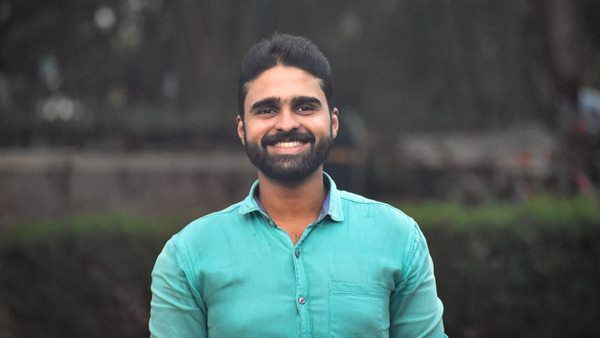 'വീണ്ടും പുഞ്ചിരിയോടെ ജീവിതത്തിൻ്റെ പുതിയ കാണാപ്പുറങ്ങളിലേക്ക്', മാധ്യമപ്രവർത്തകന്റെ കൊവിഡ് അനുഭവം