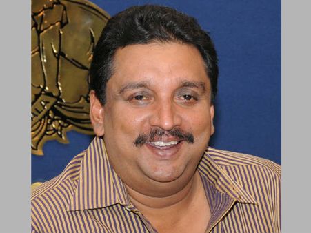 സിപിഎം നാട് ഭരിയ്ക്കുമ്പോൾ എന്തിനാണ് വിജിലൻസും സിഎജിയും ലോകായുക്തയും; പരിഹസിച്ച് ഷിബു ബേബിജോൺ