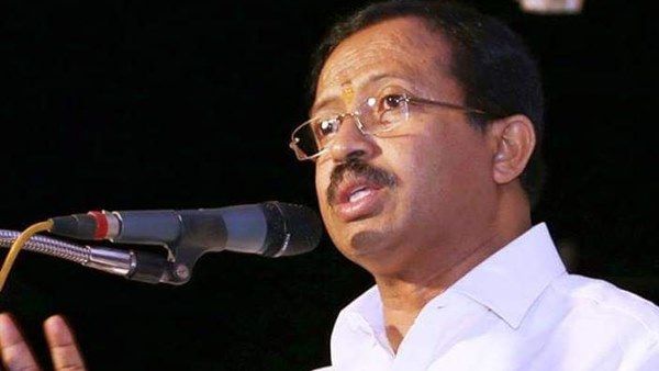 മുഖ്യമന്ത്രിയും പ്രതിപക്ഷ പാർട്ടിയുടെ നേതാവും അടിസ്ഥാനപരമായി ഗുണ്ടകൾ; രൂക്ഷ വിമർശനവുമായി വി മുരളീധരൻ