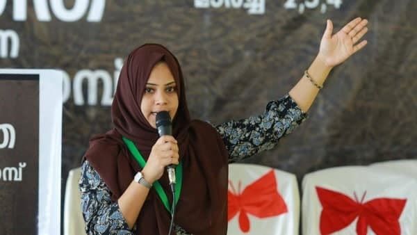 സ്ത്രീധനം കൊടുക്കേണ്ടി വന്ന കുടുംബത്തെ ഇരകളാക്കണം; എട്ടിന നിർദേശവുമായി ഫാത്തിമ തഹ്‌ലിയ