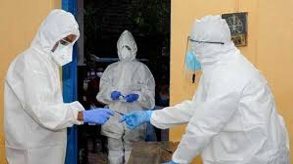 എറണാകുളത്ത് 582 പേർക്ക് കൊവിഡ്: ആറ് ആരോഗ്യപ്രവർത്തകർക്കും വൈറസ് ബാധ