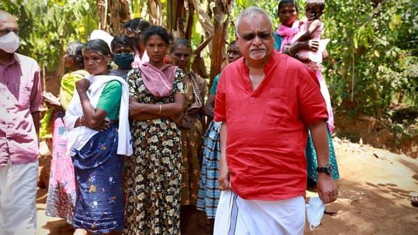 എൽജെഡിയിൽ കലാപം പുകയുന്നു: ശ്രേയാംസ് കുമാറിനെതിരെ നേതാക്കളുടെ പടയൊരുക്കം, വിമതനേതാക്കൾ ദില്ലിയിൽ...