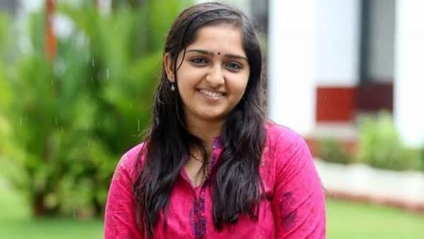 ഒരു നടനോ പുരുഷ മോഡലോ അങ്ങനെയൊരു ചിത്രമിട്ടാല്‍ പ്രശ്‌നമില്ല, ഞാന്‍ ഇട്ട ഫോട്ടോ രണ്ട് തവണ ഡിലീറ്റ് ചെയ്തു; സനുഷ