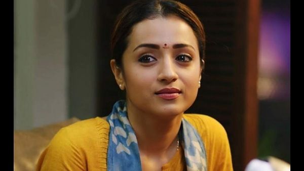 തൃഷയെ അറസ്റ്റ് ചെയ്യണം; ഫോട്ടോ വൈറലായതോടെ നടിക്ക് കുരുക്ക്... വീണ്ടും വെട്ടിലായി മണിരത്‌നം