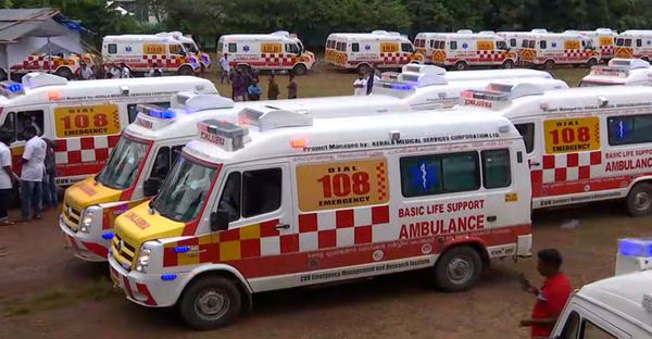 ആംബുലന്‍സ് ജീവനക്കാരുടെ സമയോചിത ഇടപെടല്‍; ആദിവാസി യുവതിക്ക് സുഖപ്രസവം