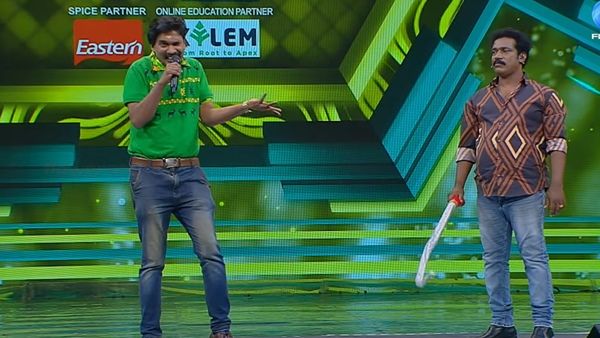 നീ ചത്ത് ചീഞ്ഞാല്‍ നാറും, ജീവിച്ചിരിക്കുമ്പോള്‍ ആരും ശ്രദ്ധിക്കില്ല, അധിക്ഷേപവുമായി പണ്ഡിറ്റ്