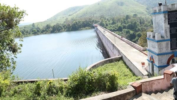 മുല്ലപ്പെരിയാര്‍ അണക്കെട്ട് തുറന്നു; ഒഴുക്കിവിടുന്നത് 534 ഘനയടി ജലം, സുരക്ഷയൊരുക്കി സര്‍ക്കാര്‍