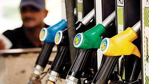 അവസാനിക്കാത്ത ഇന്ധനവില വര്‍ദ്ധനവ്; ഇന്നും കൂട്ടി, ഒരു മാസത്തിനിടെ ഡീസലിന് വര്‍ദ്ധിച്ചത് 9 രൂപ
