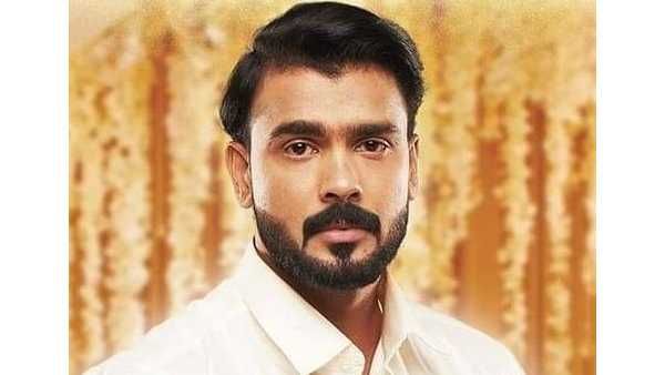 അന്ന് പാലക്കാട് ബസ് സ്റ്റാൻഡ് പരിസരത്ത് കൂടിയ ആ 22 ആളുകളിൽ പ്രധാനി അദ്ദേഹമായിരുന്നു: വിവേക് ഗോപന്‍