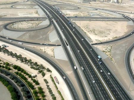 അൽമനാമ - അൽമൈദാൻ റോഡുകളെ ബന്ധിപ്പിച്ച് നാലുവരിപ്പാലം; നിങ്ങൾക്ക് യാത്രാസമയം ഇനി പകുതി