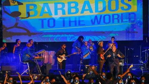 സ്വാതന്ത്ര്യത്തിന്റെ പുതുചരിത്രമെഴുതി ബാര്‍ബഡോസ്, ബ്രിട്ടീഷ് രാജ്ഞി ഇനി പരമാധികാരിയല്ല