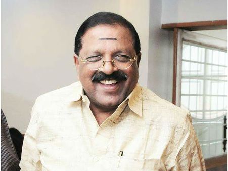 16347/16348 ട്രെയിനിന് ചന്ദ്രഗിരി എക്‌സ്പ്രസ് എന്ന് പേരിടണം, കേന്ദ്രത്തിന് കത്തയച്ച് ഉണ്ണിത്താൻ എംപി