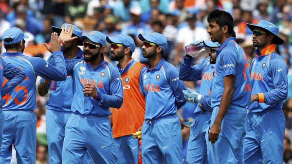 പോര്‍ക്കുമില്ല, ബീഫുമില്ല ഇന്ത്യന്‍ ടീമിന് നല്‍കുന്നത് ഹലാല്‍ ചിക്കന്‍, വിവാദമായി ഡയറ്റ് പ്ലാന്‍