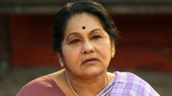 'അന്ന് ആശുപത്രിയില്‍ പണം കൊടുക്കാനില്ലാതെ കരഞ്ഞു; സങ്കടപ്പെടുത്തുന്ന ജീവിതമായിരുന്നു ആ മികച്ച കലാകാരിക്ക്'
