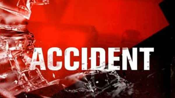 അമിതവേഗതയില്‍ ബൈക്ക് ഓടിച്ച് സെല്‍ഫി എടുക്കുന്നതിനിടെ അപകടം; വിദ്യാര്‍ത്ഥിയ്ക്ക് ഗുരുതര പരിക്ക്