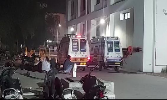ഗുജറാത്തില്‍ വിഷവാതകം ശ്വസിച്ച് ആറ് പേര്‍ മരിച്ചു; സംഭവം ഇന്ന് പുലര്‍ച്ചെ